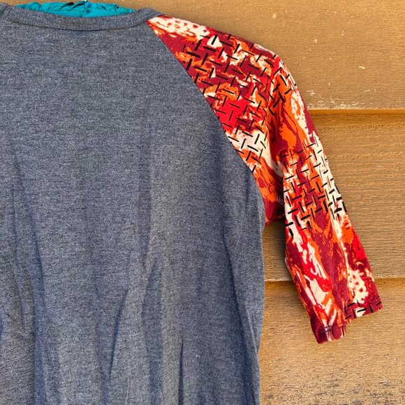 Lularoe Girls Size 10 Baseball Tee Gray With Red & Orange Printed Sleeves - Picture 8 of 9